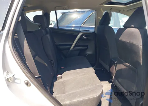 2018 Toyota Rav4 Xle из США, поврежденный, VIN 2T3RFREV3JW699085